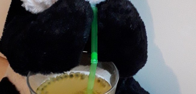 Groene ijsthee met passievrucht en limoen - Mocktail
